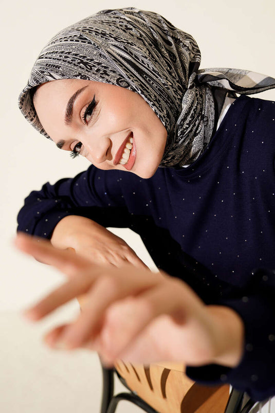 Écharpes à motifs noirs assorties 1