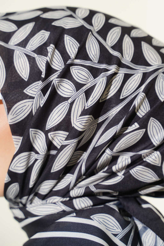 مجموعة أوشحة سوداء منقوشة 7