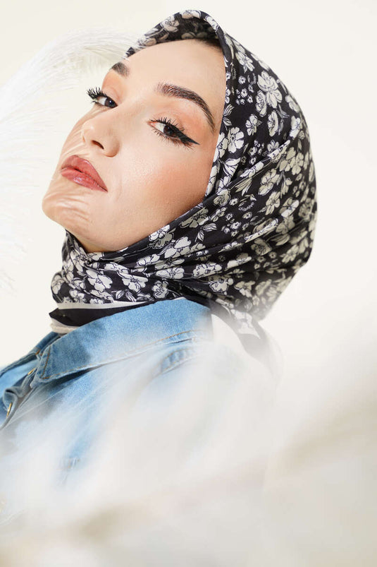 Desenli Siyah Serisi Eşarp Asorti 9