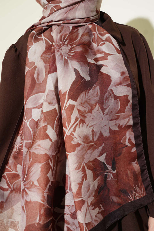 Foulard assorti série douce marron à motifs 4