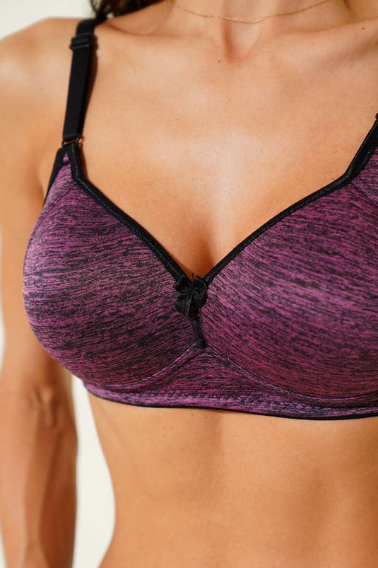 Soutien-gorge rembourré sans armatures, violet et moucheté.