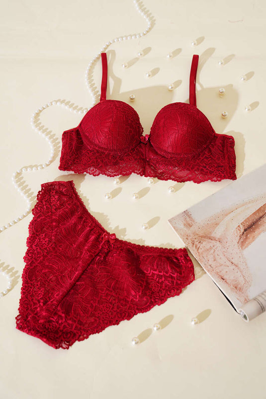 طقم حمالة صدر بدون بطانة وحزام متقاطع - لون عنابي