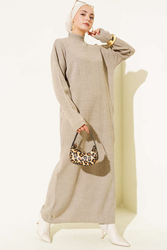 Robe En Tricot À Col Haut En Vison
