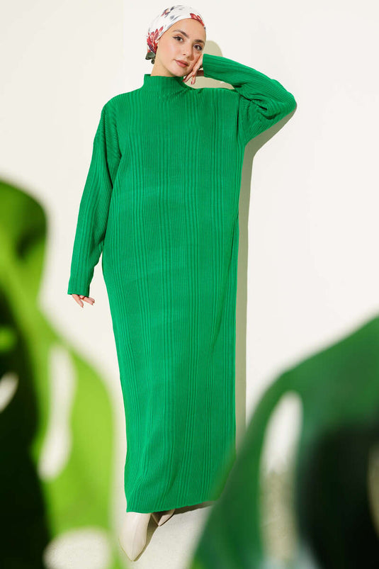 Abito in maglia a coste con collo alto, verde
