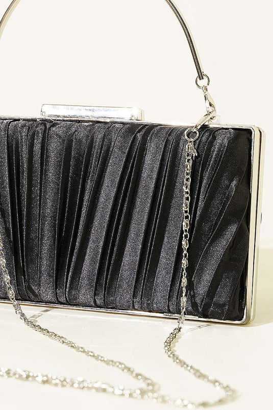Sac de soirée plissé en satin rectangulaire noir