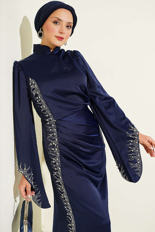 Abito Da Sera In Raso Ricamato Con Drappeggio Blu Navy