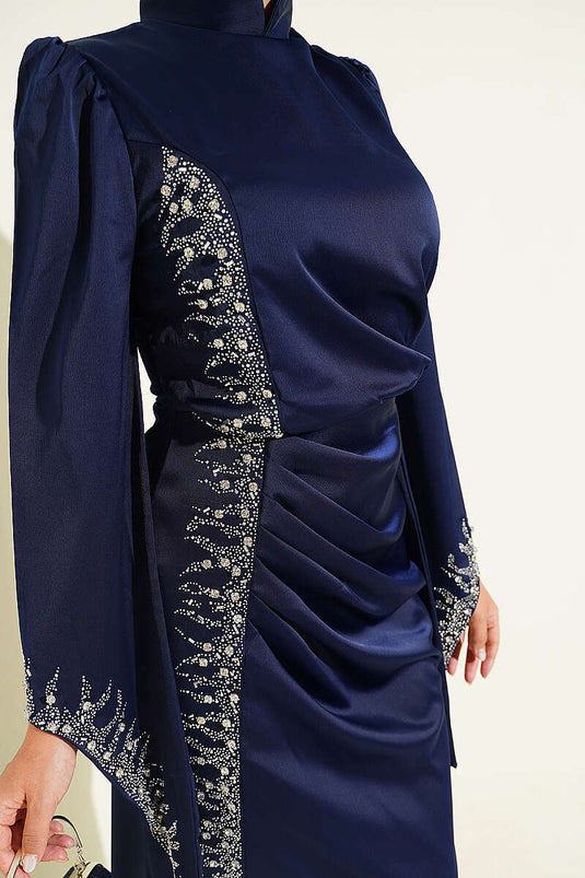 Abito Da Sera In Raso Ricamato Con Drappeggio Blu Navy