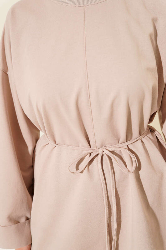 سترة طويلة برباط، بأكمام مزدوجة، لون بيج