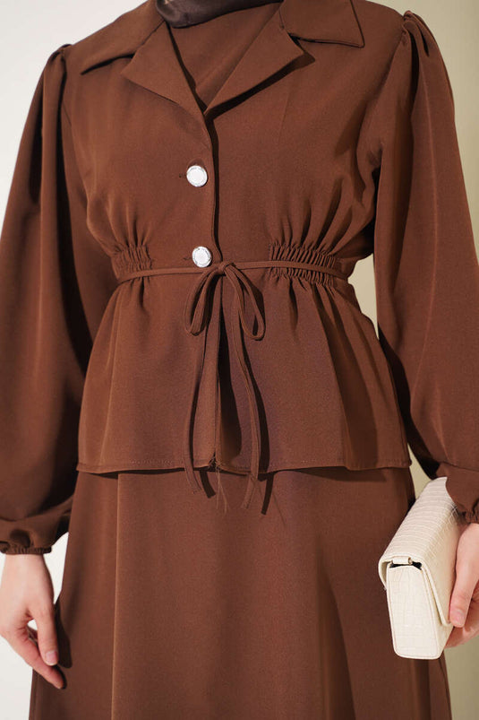 Conjunto De Chaqueta Con Botones En Color Castaño