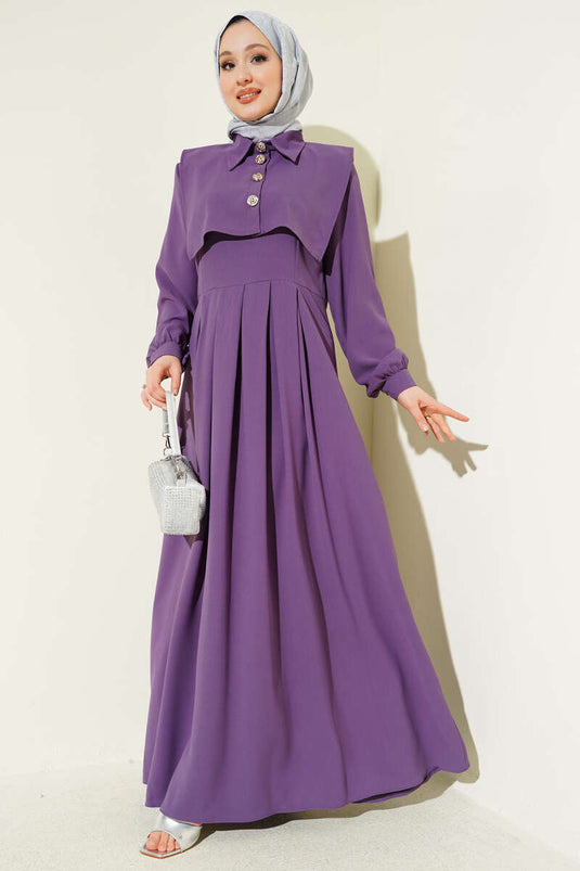 Robe salopette lilas avec détails boutons