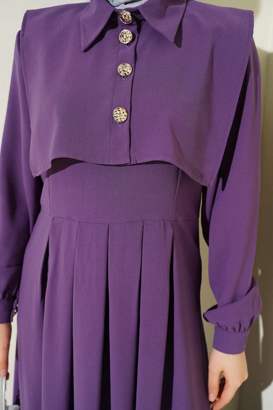 Robe salopette lilas avec détails boutons