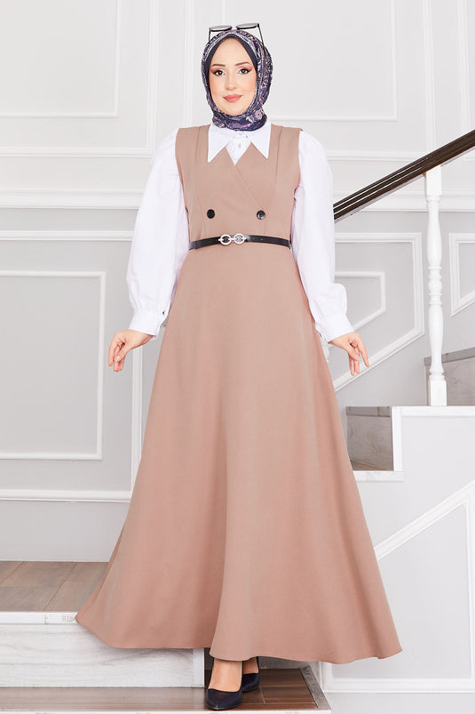 سترة حجاب بحزام وأزرار من المنك