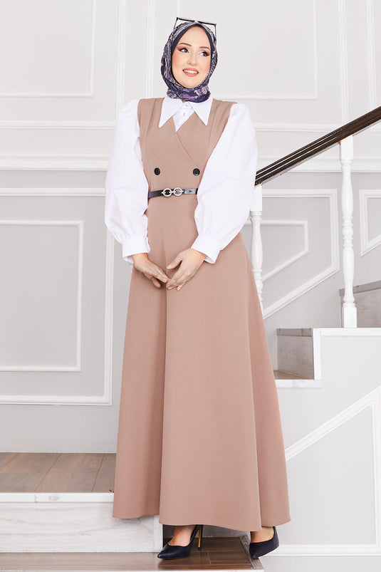 سترة حجاب بحزام وأزرار من المنك