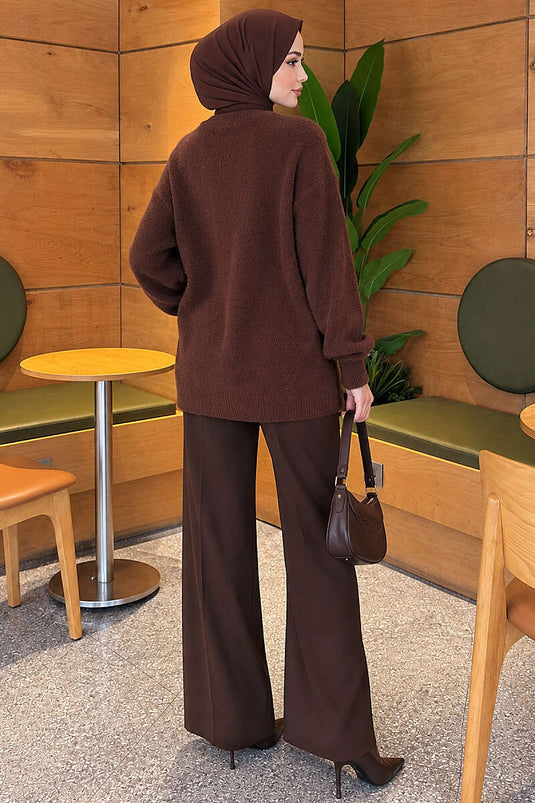 Knitted Cardigan Mit Knöpfen In Kaffee