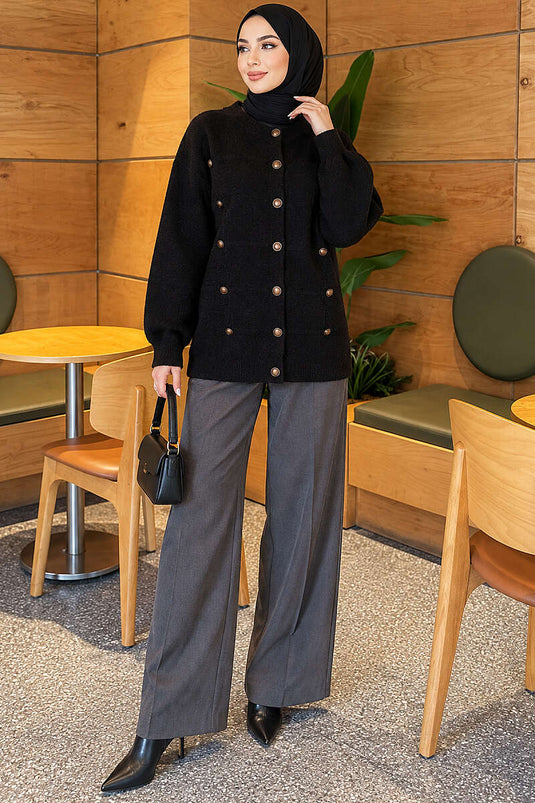 Schwarzer Cardigan Mit Knöpfen Und Bartmuster
