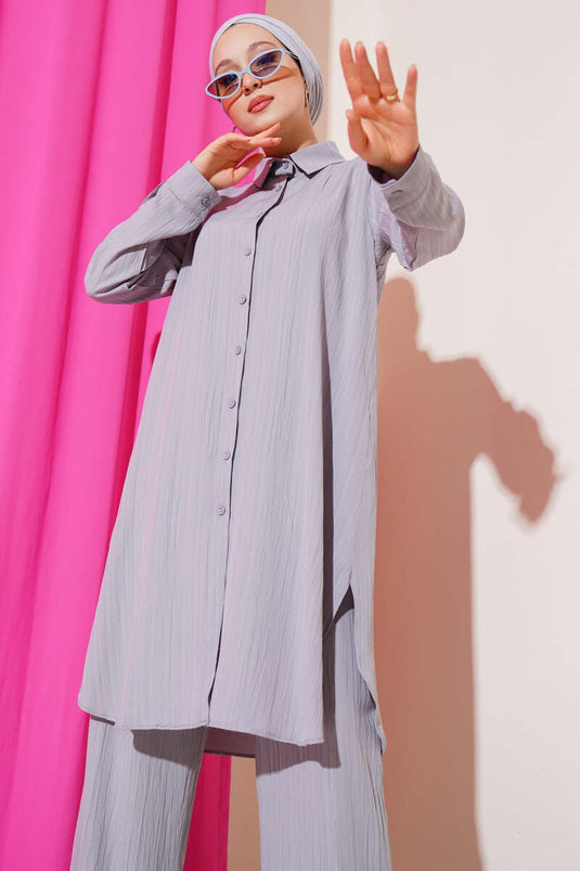 طقم من قطعتين من لحاء الشجر بأزرار باللون الرمادي