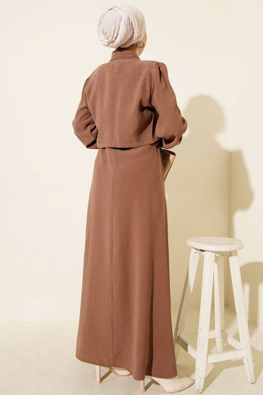 Set aus geknöpfter Tunnel-Weste aus Tencel, braun