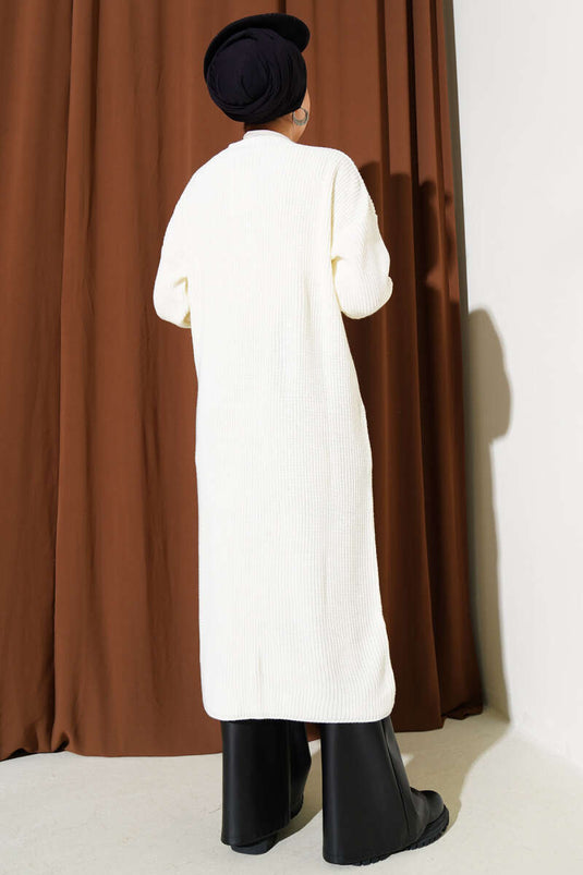 كارديجان طويل محبوك بأزرار وجيوب باللون البيج