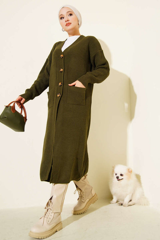 Cardigan long en maille avec poches boutonnées kaki
