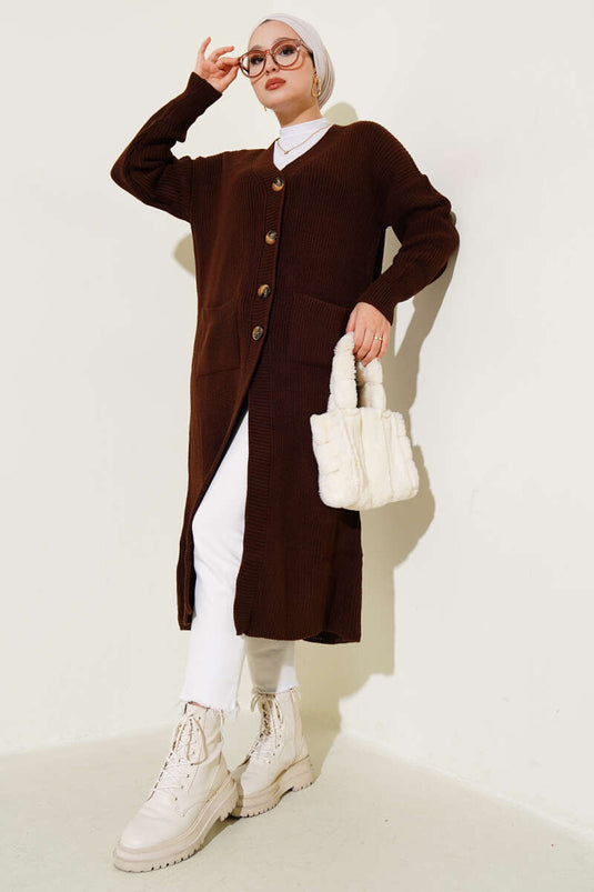 كارديجان طويل محبوك بأزرار وجيوب، بني