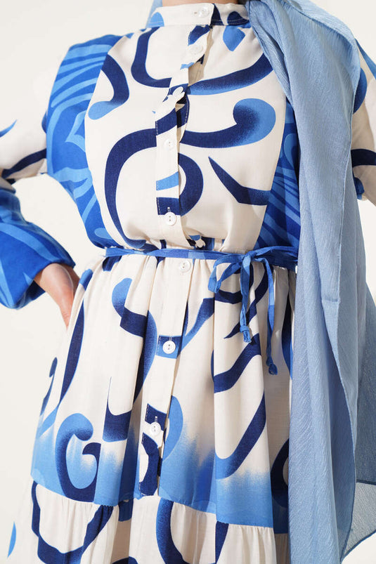 فستان منقوش بأزرار وحزام من الحبل باللون النيلي