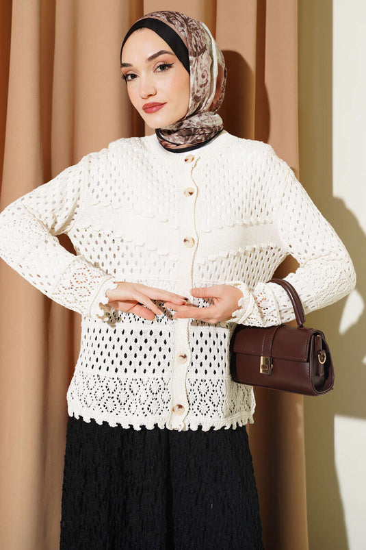 Strickjacke kurz mit Knöpfen und Prägung, ecru