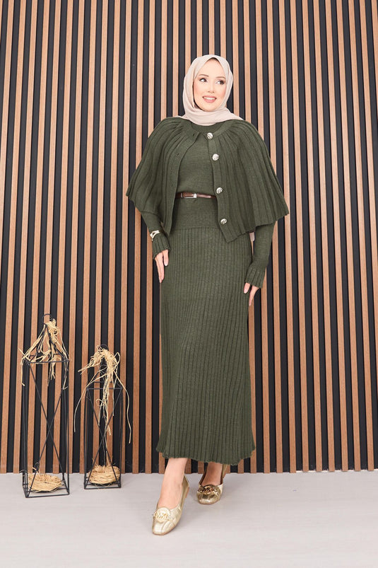 بدلة حجاب من قطعتين مع عباءة وأزرار، لون كاكي