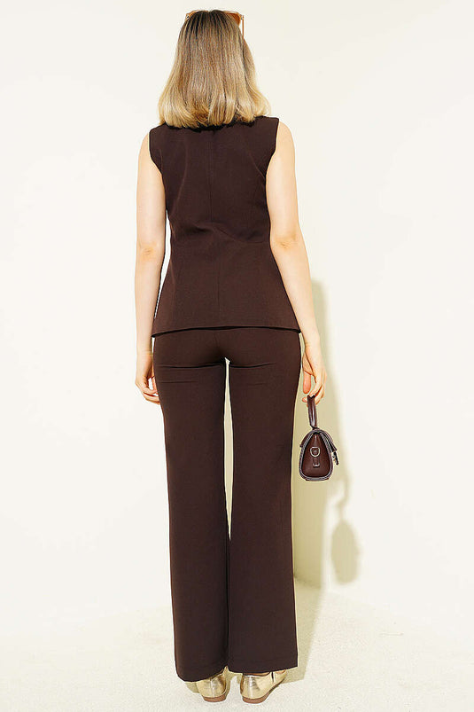 Ensemble pantalon avec gilet boutonné marron
