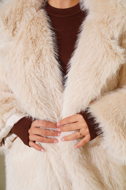 Buttonless Lined Fur Beige