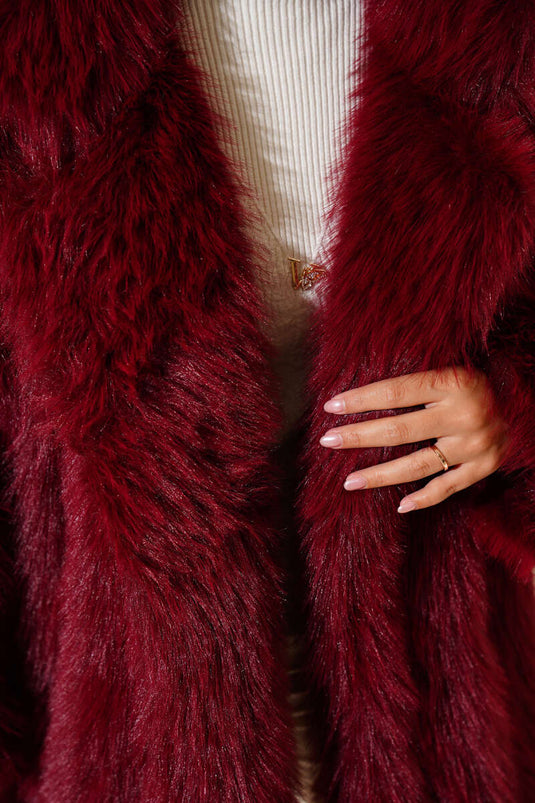 فرو مبطن بدون أزرار لون عنابي