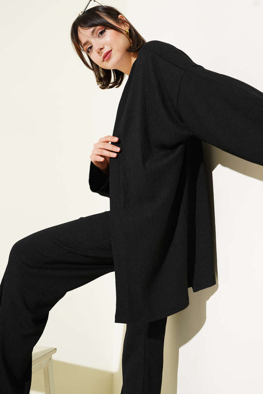 طقم كيمونو أسود من قطعتين بكتف منخفض من قماش الكريب