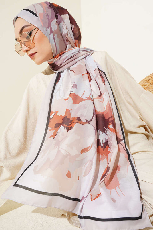 شال ناعم بنقشة زهور رخامية باللون البيج