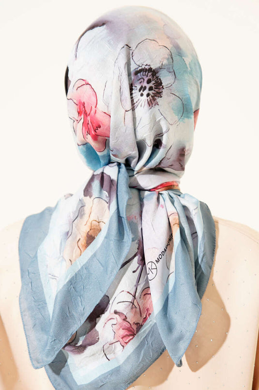 Sciarpa in bambù con stampa floreale marmorizzata blu tenue