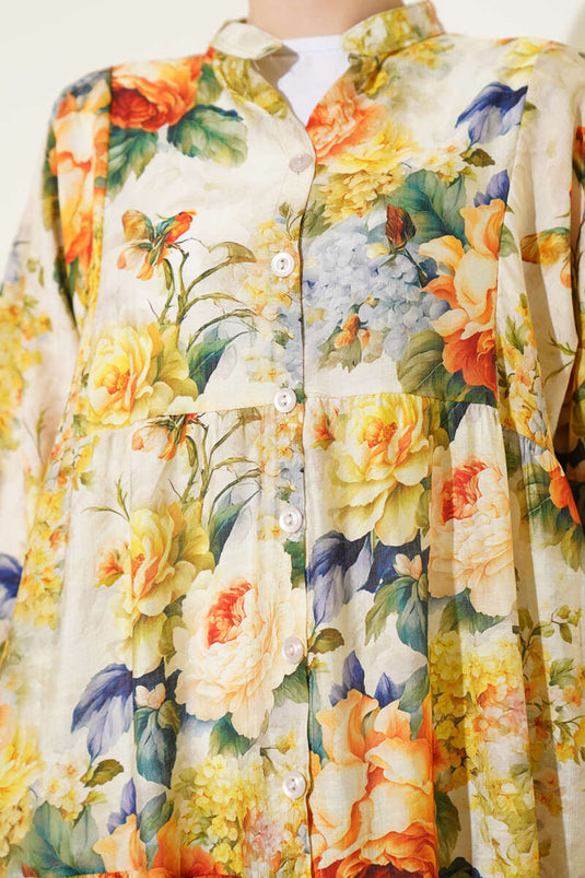 Gemarmerde rozenpatroonjurk geel