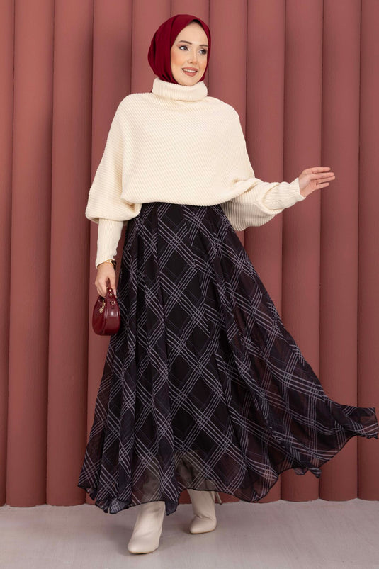 تنورة شيفون مبطنة بنقشة إيكوز باللون الأسود