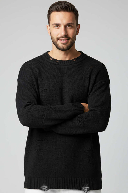 كنزة صوفية رجالية سوداء بتفاصيل ممزقة