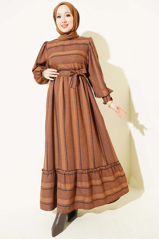 Robe À Rayures Avec Ourlet Froncé En Café
