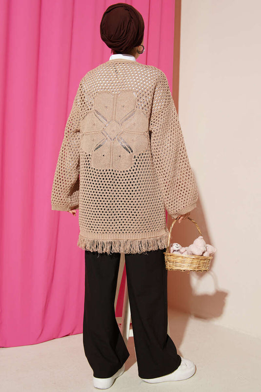 Cardigan en tricot ajouré à franges, couleur latte