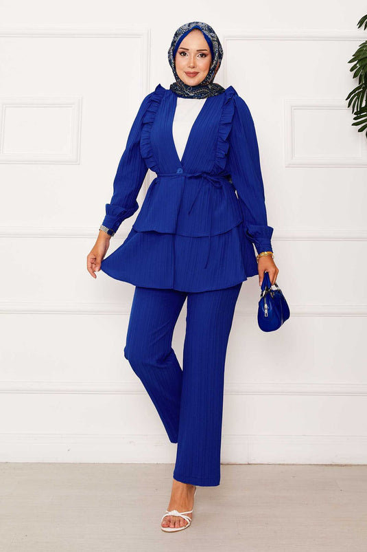 بدلة من قطعتين مع تفاصيل كشكشة على التنورة، لون ساكسفون