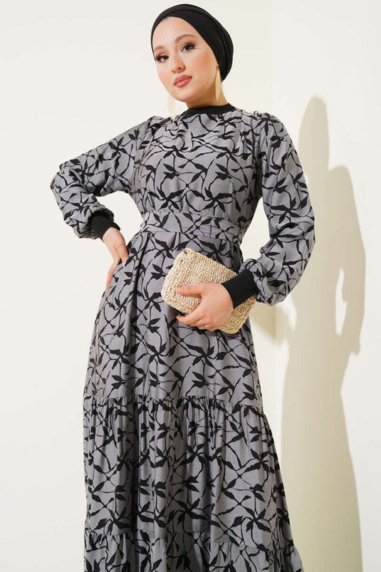 Robe plissée à jupe et manches plissées en noir