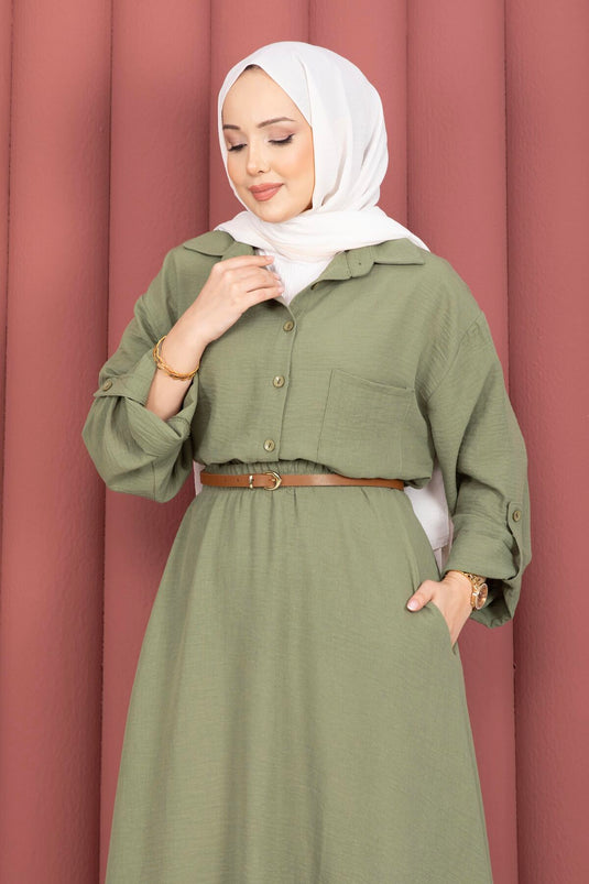 طقم ثنائي مع تنورة باللون الأخضر الزيتوني