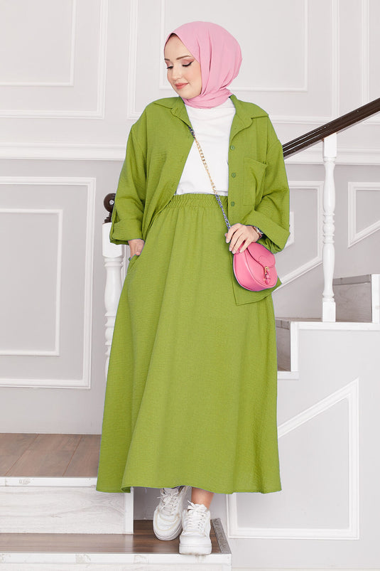 Ensemble deux pièces avec jupe vert pétrole