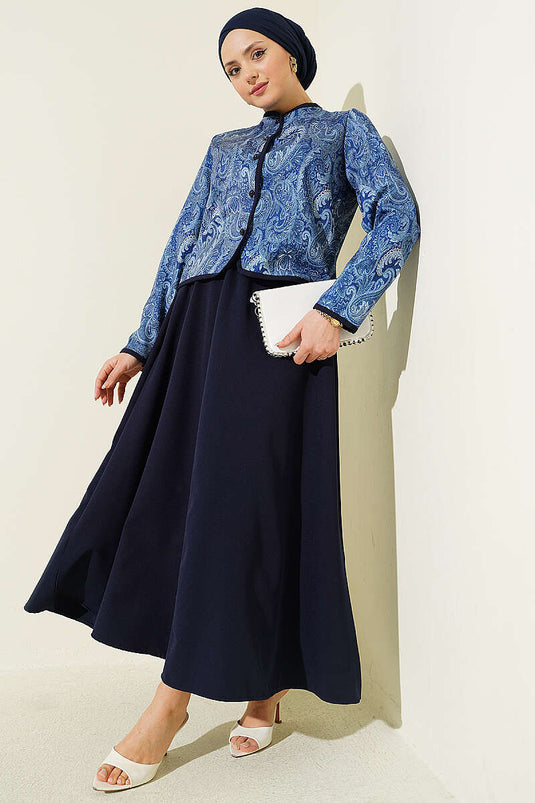 Completo doppio con giacca e gonna a motivo etnico, blu scuro