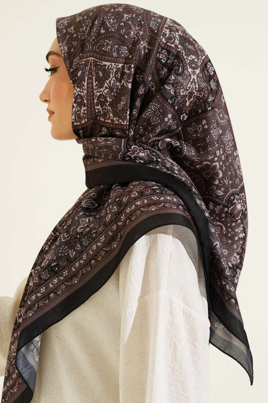 Foulard à rayures ethniques noir