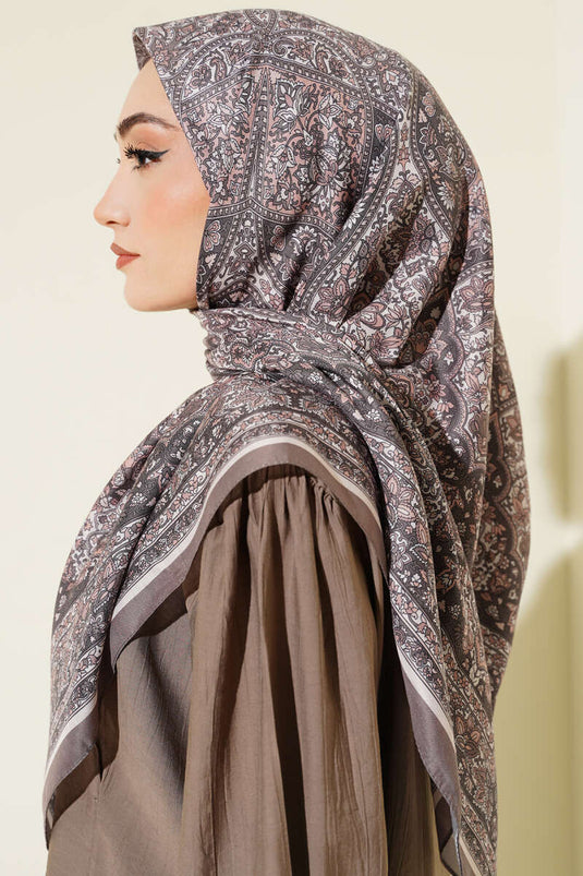 Foulard à rayures ethniques avec dégradé couleur vison