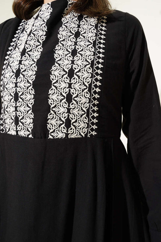 Ethnic Embroidery Detailed Dress Black