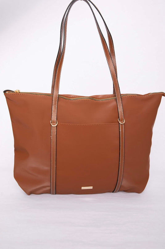 Sac à main et épaule avec détail de fermeture éclair couleur tabac