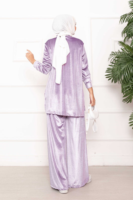 بدلة مخملية من قطعتين مع تفاصيل سحاب، أرجواني