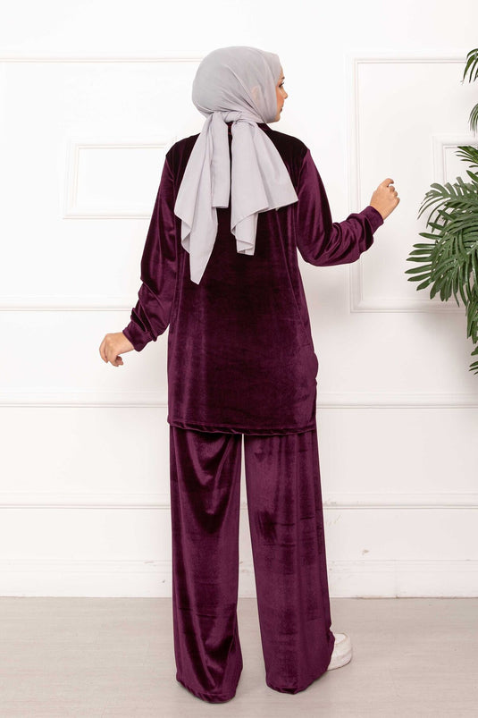 بدلة مخملية من قطعتين مع تفاصيل سحاب، لون أرجواني