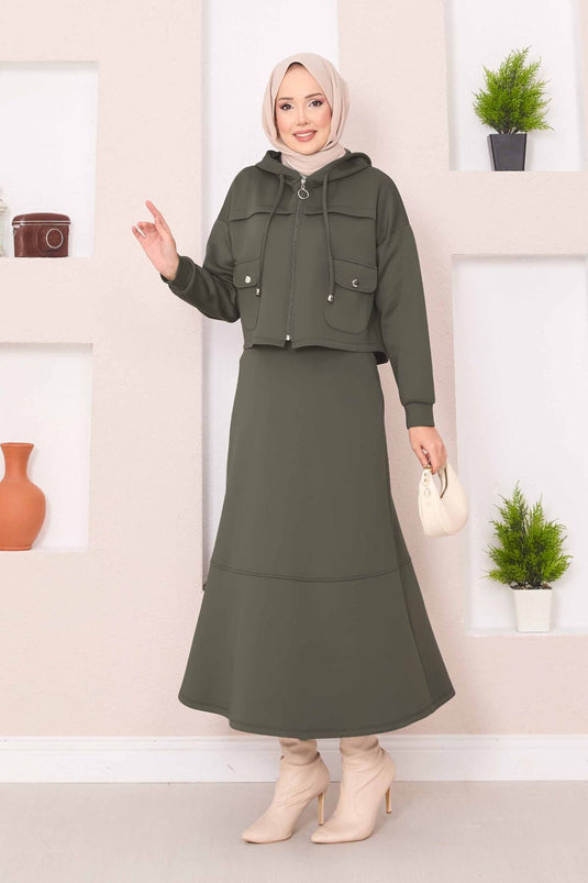 بدلة حجاب تنورة قصيرة بغطاء رأس وسحاب باللون الكاكي